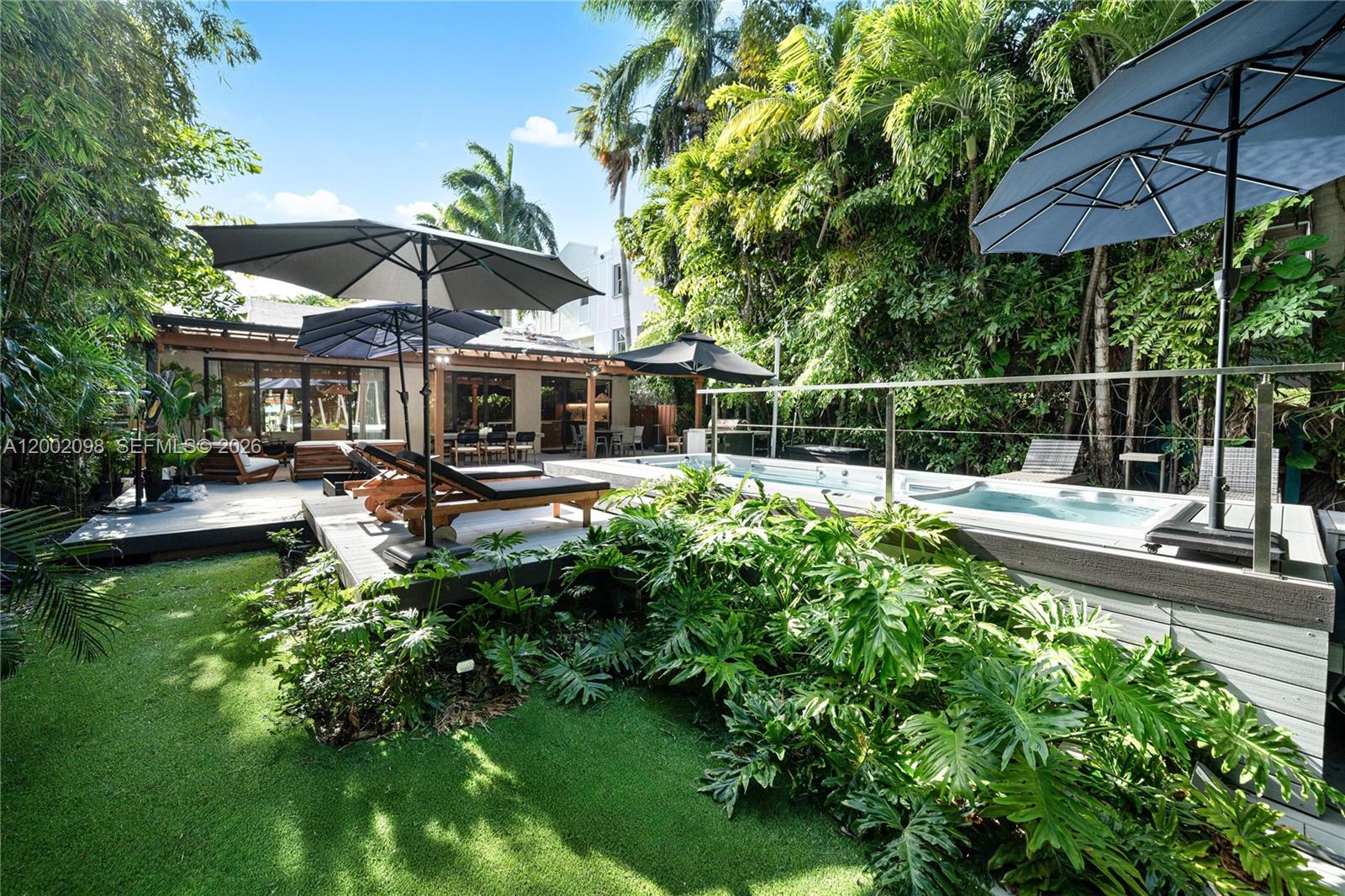 PALM VIEW SUB - Residential