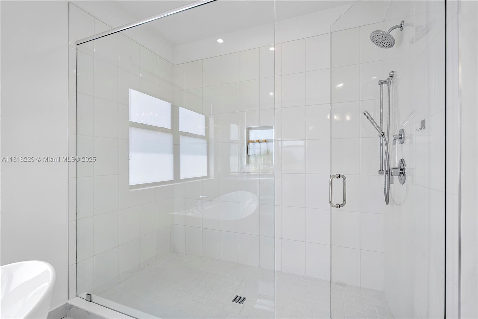 AVENIR POD - Residential