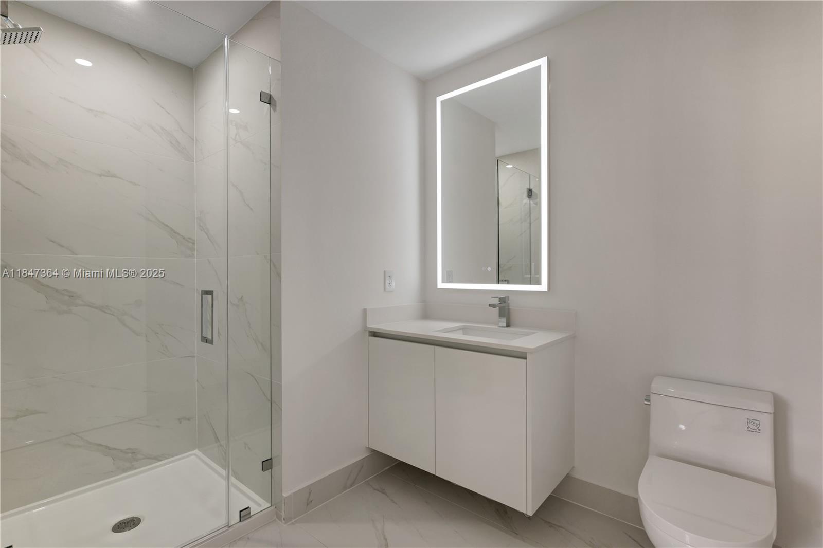 ARIA RESERVE SOUTH - Residential Lease