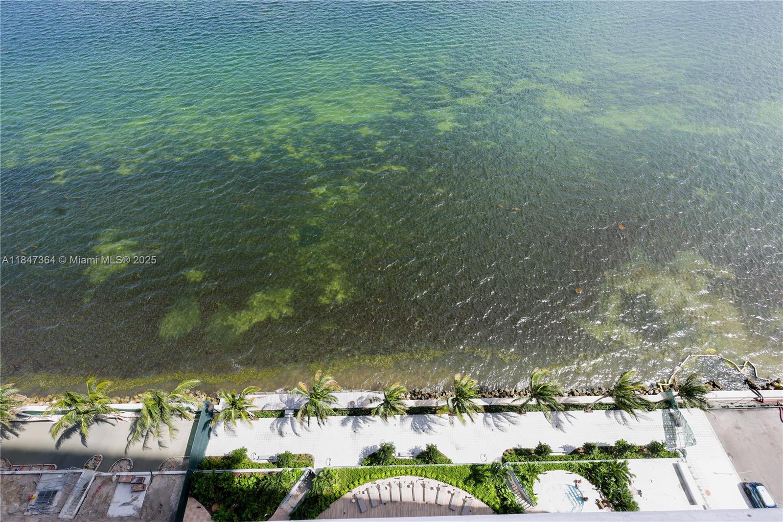 ARIA RESERVE SOUTH - Residential Lease