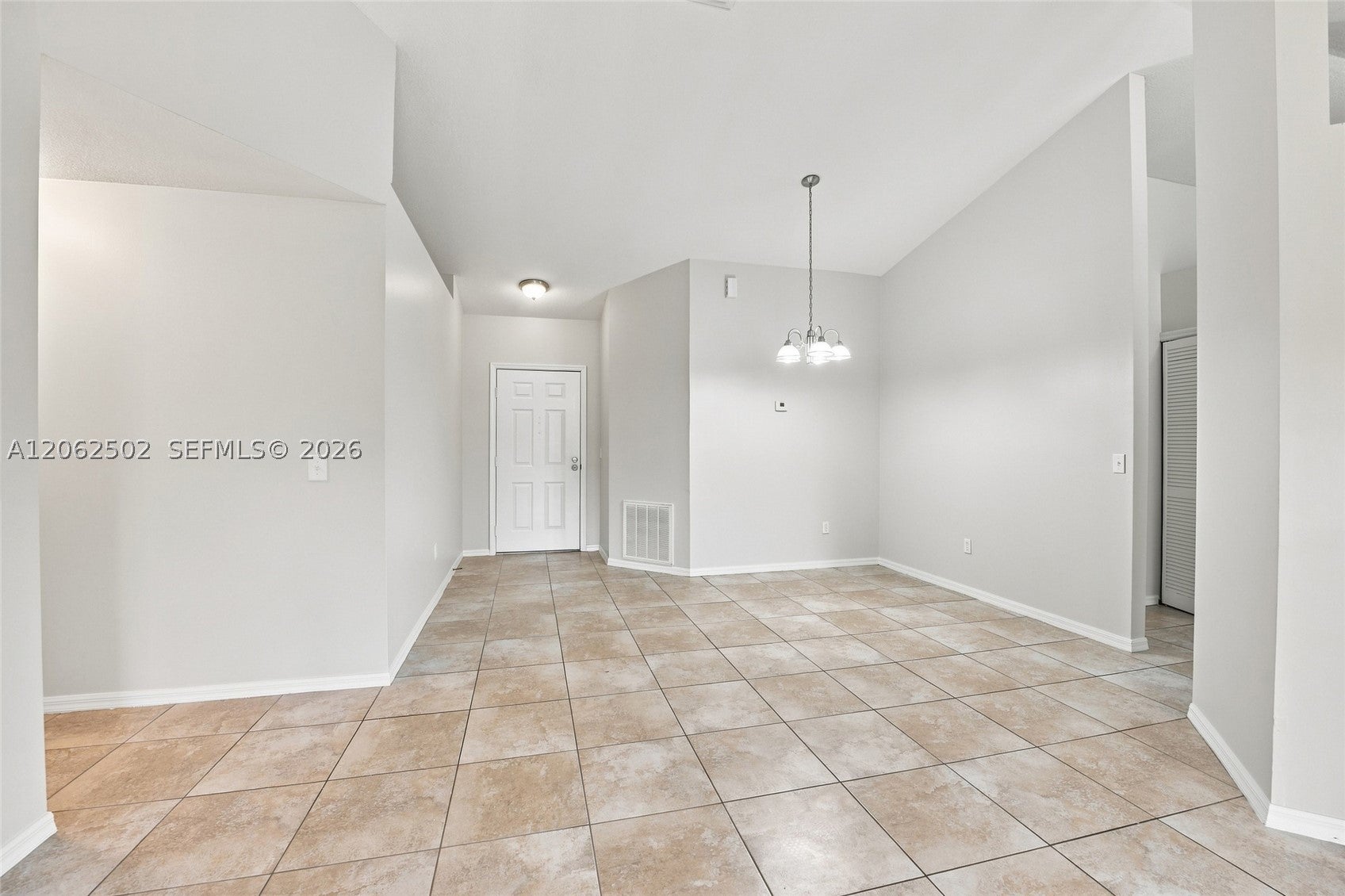 1262 SW Lawndale Ave