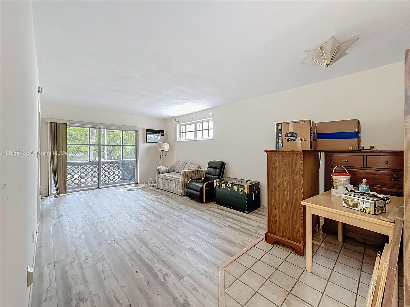 SANTONA CONDO - Residential