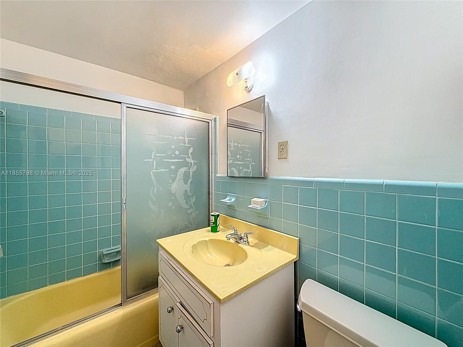 SANTONA CONDO - Residential