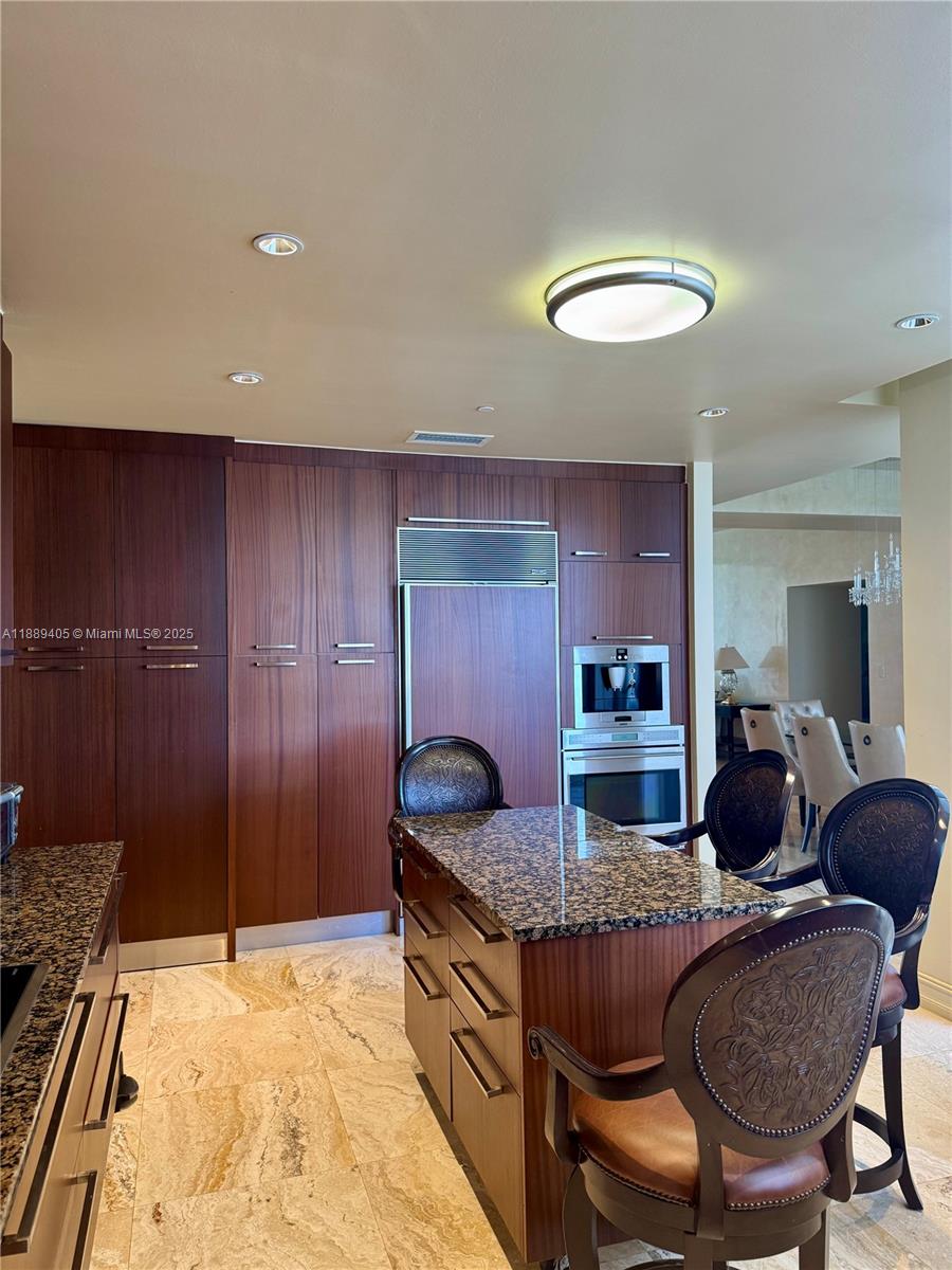 TDR TOWER I CONDO - Residential Lease