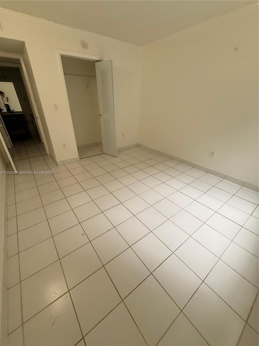 VILLA GRANDE CONDO - Residential