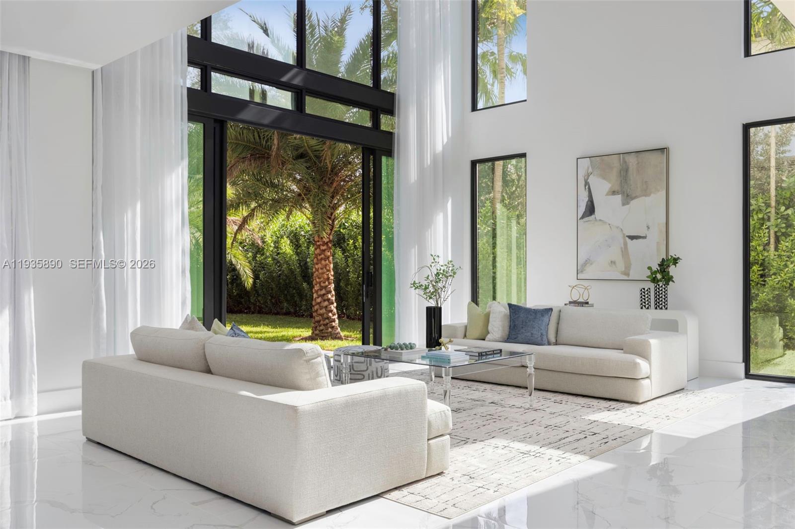 PINECREST VILLAS - Residential