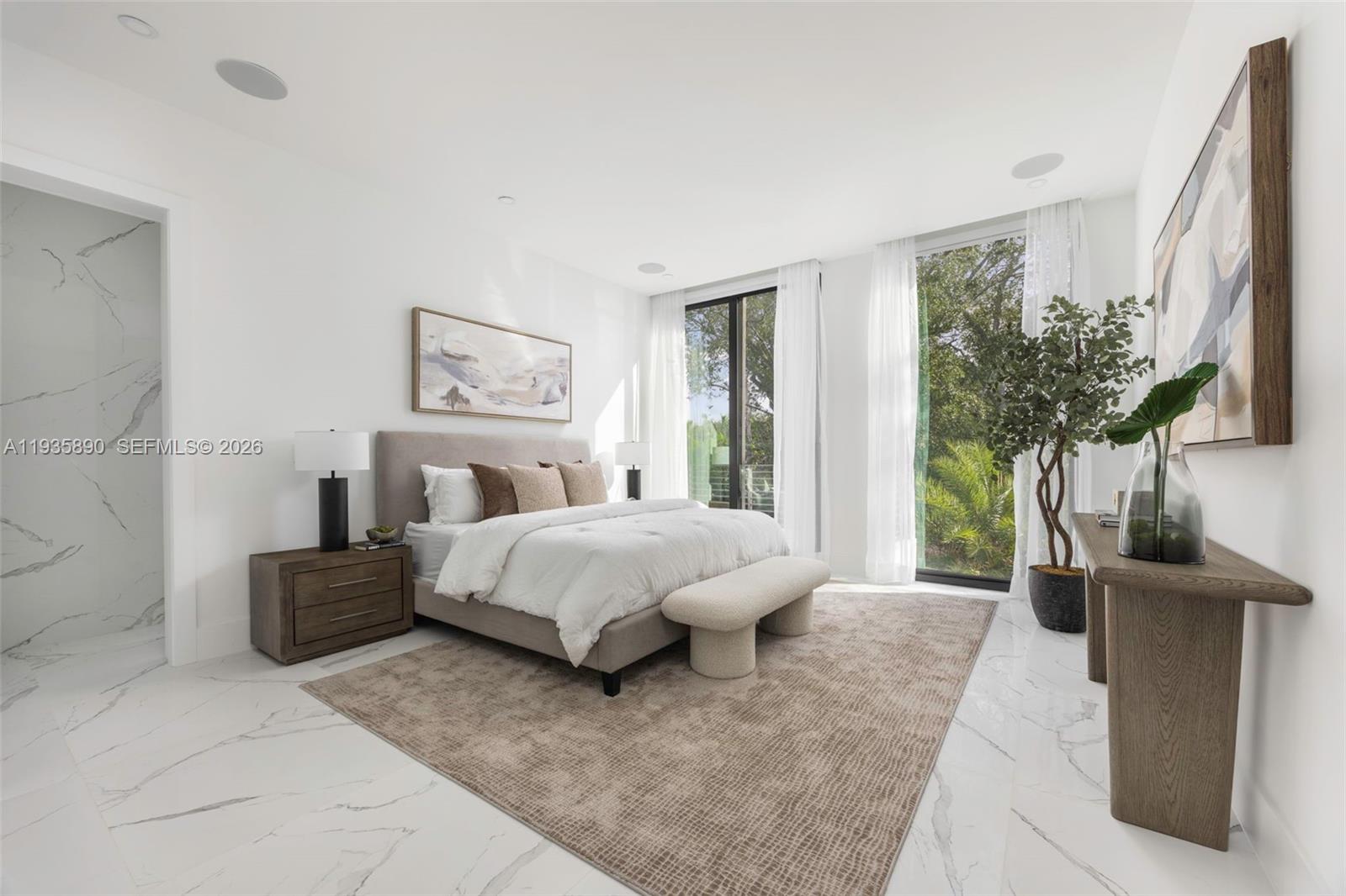 PINECREST VILLAS - Residential