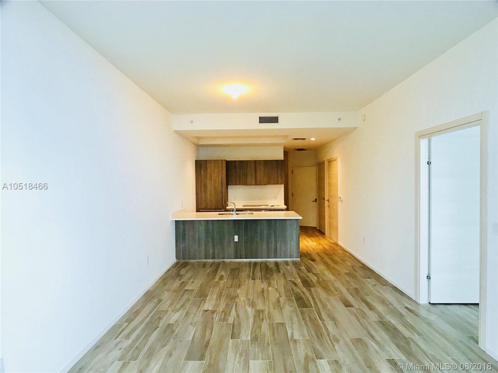 SLS LUX - Residential Lease