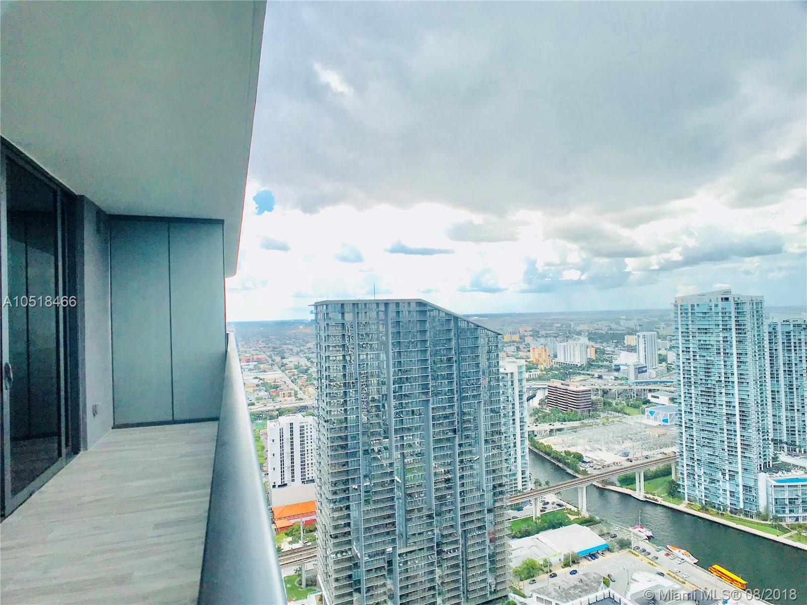 SLS LUX - Residential Lease