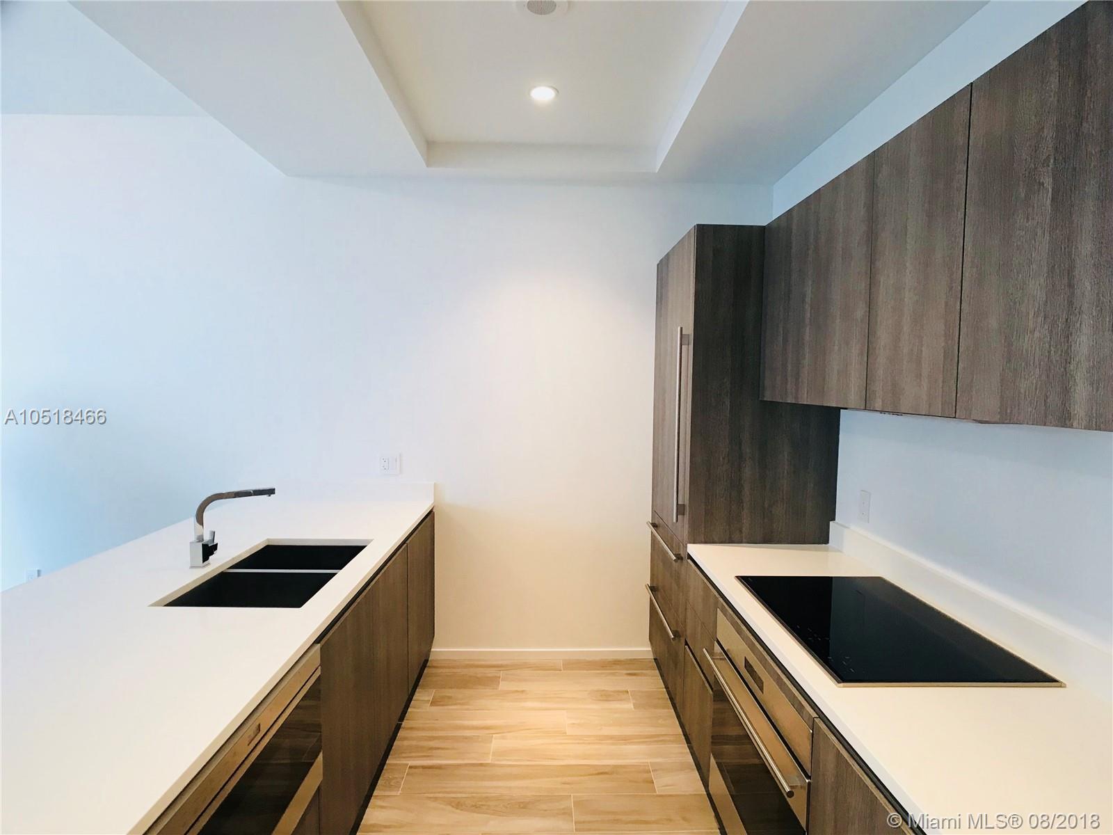SLS LUX - Residential Lease