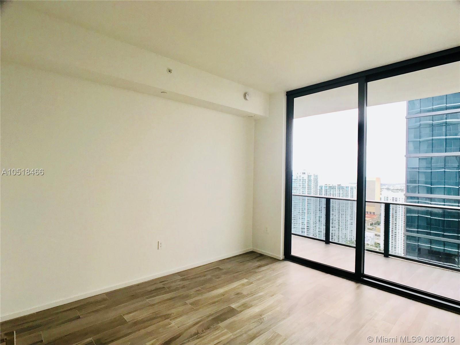 SLS LUX - Residential Lease
