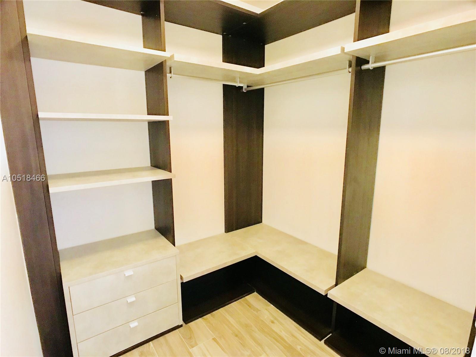 SLS LUX - Residential Lease