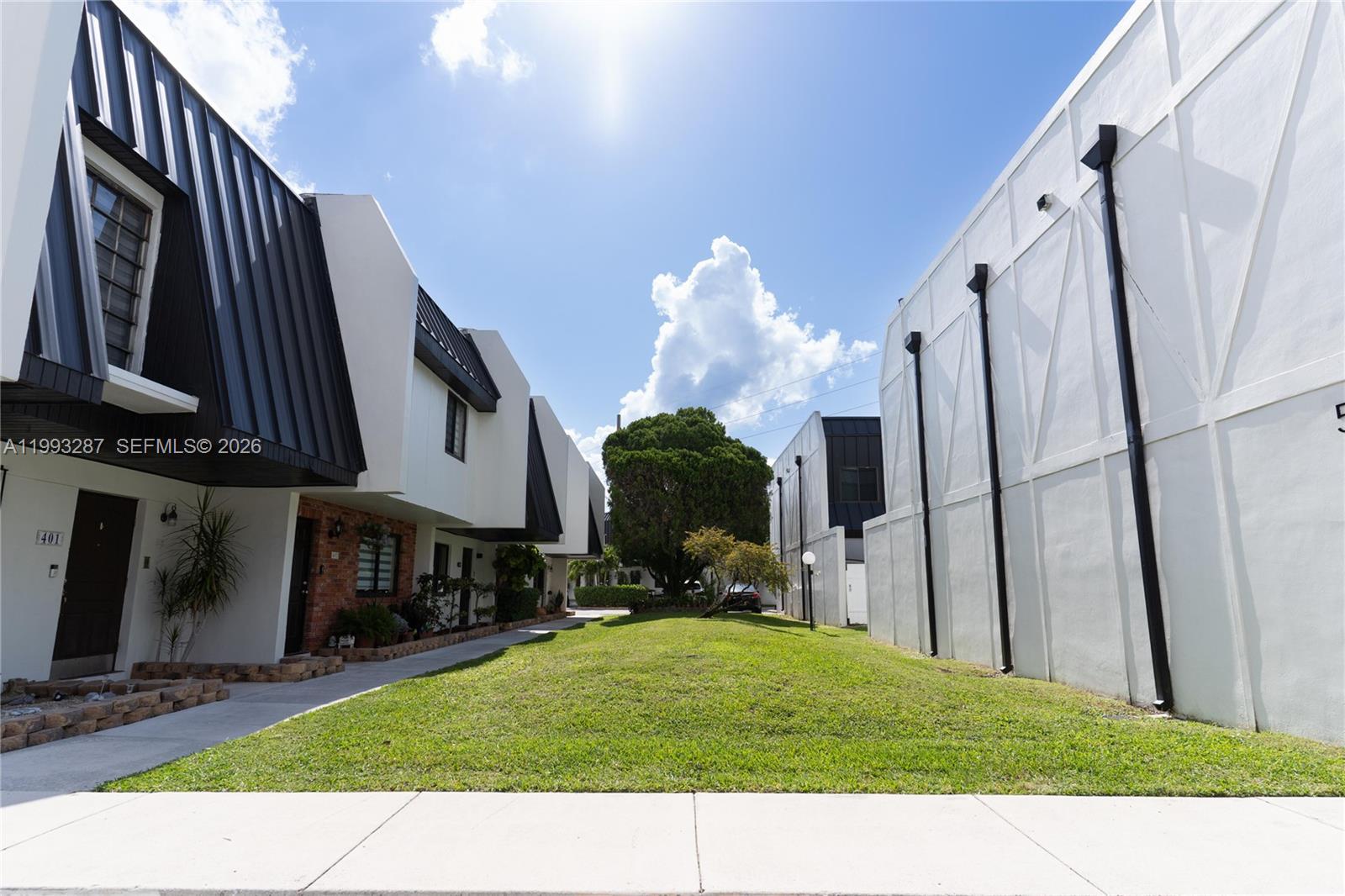 MILLER SIXTY-SEVEN TOWNHO - Residential