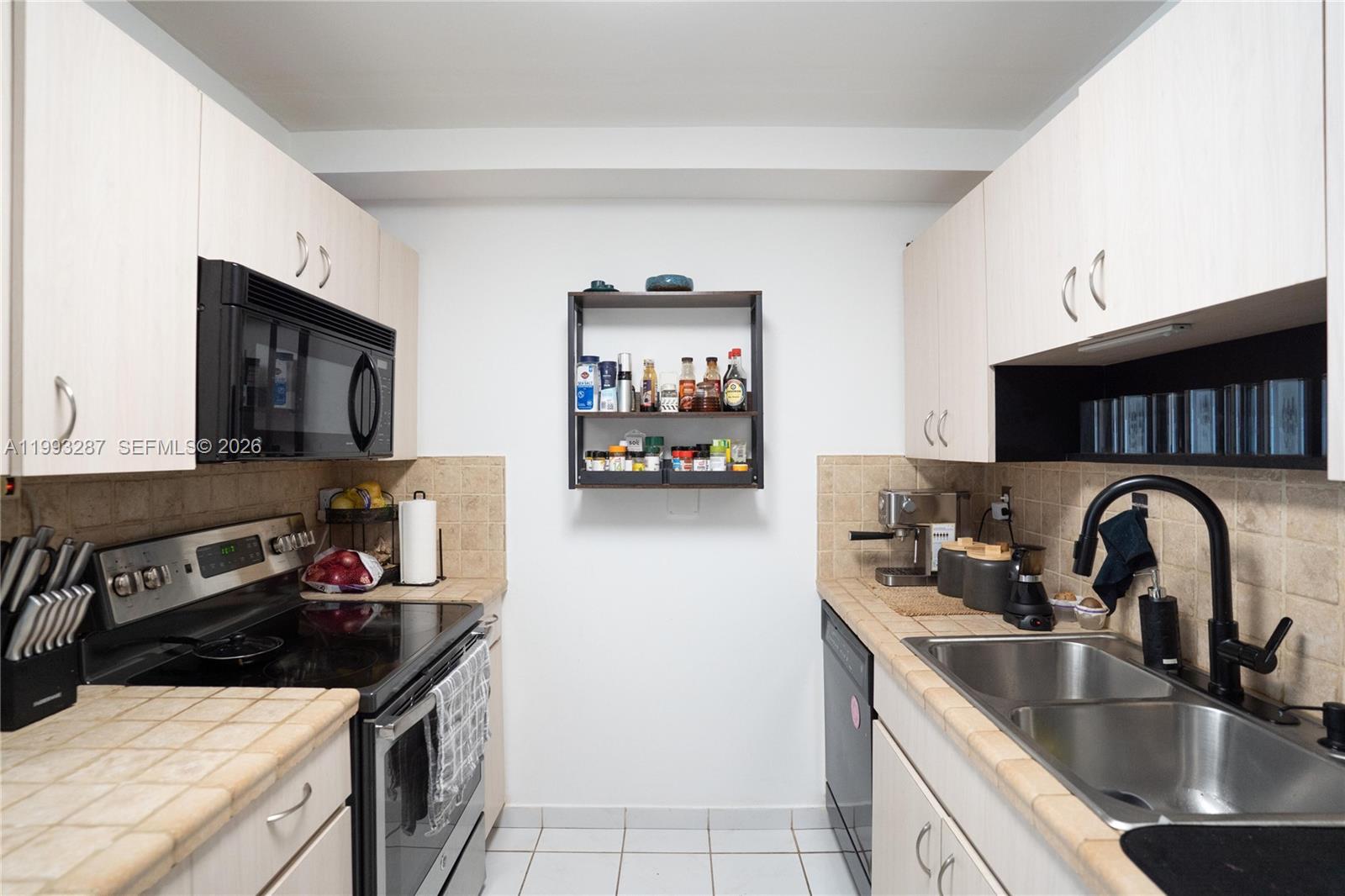 MILLER SIXTY-SEVEN TOWNHO - Residential