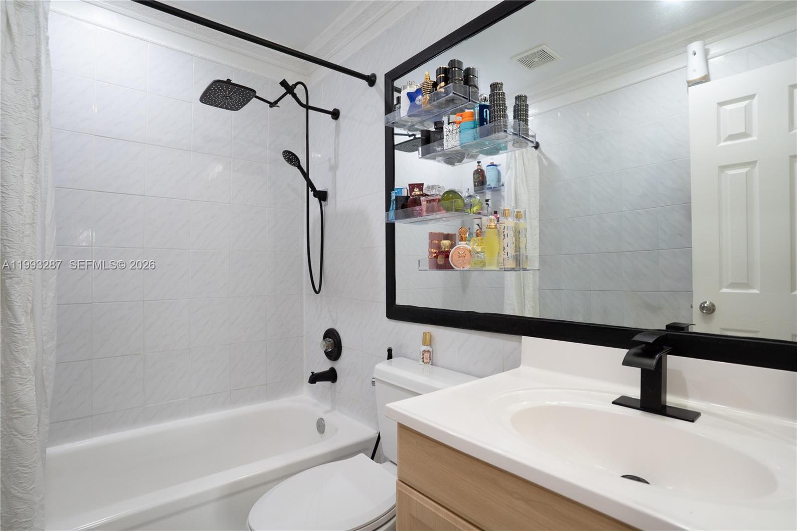 MILLER SIXTY-SEVEN TOWNHO - Residential