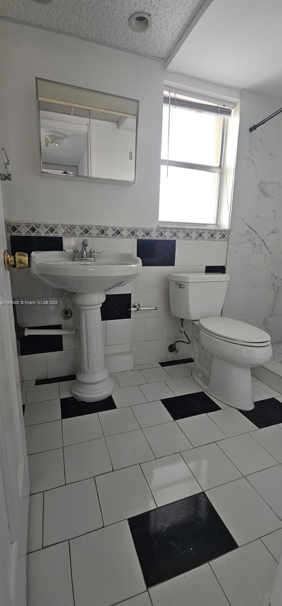 SUNRISE LAKES 46 CONDO - Residential