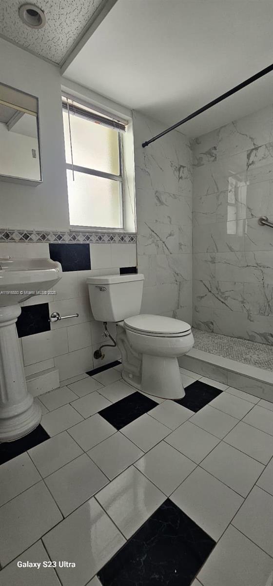 SUNRISE LAKES 46 CONDO - Residential