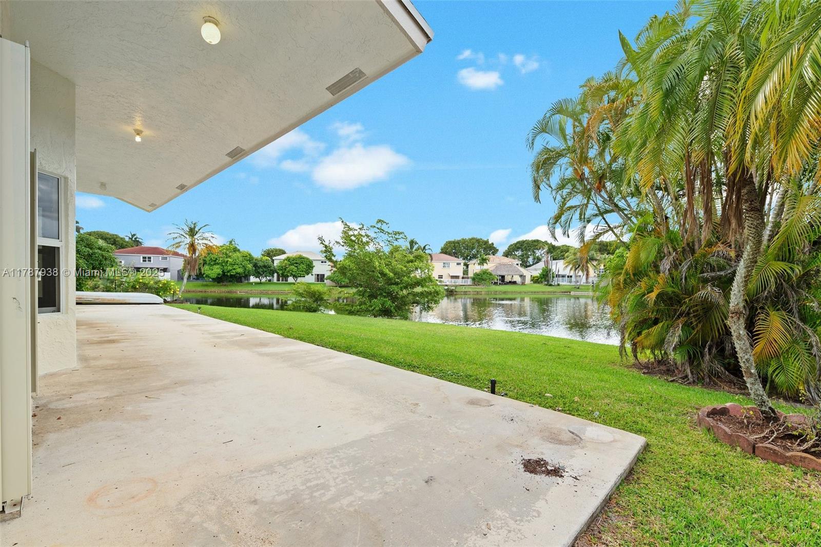 14531 Hampton Pl