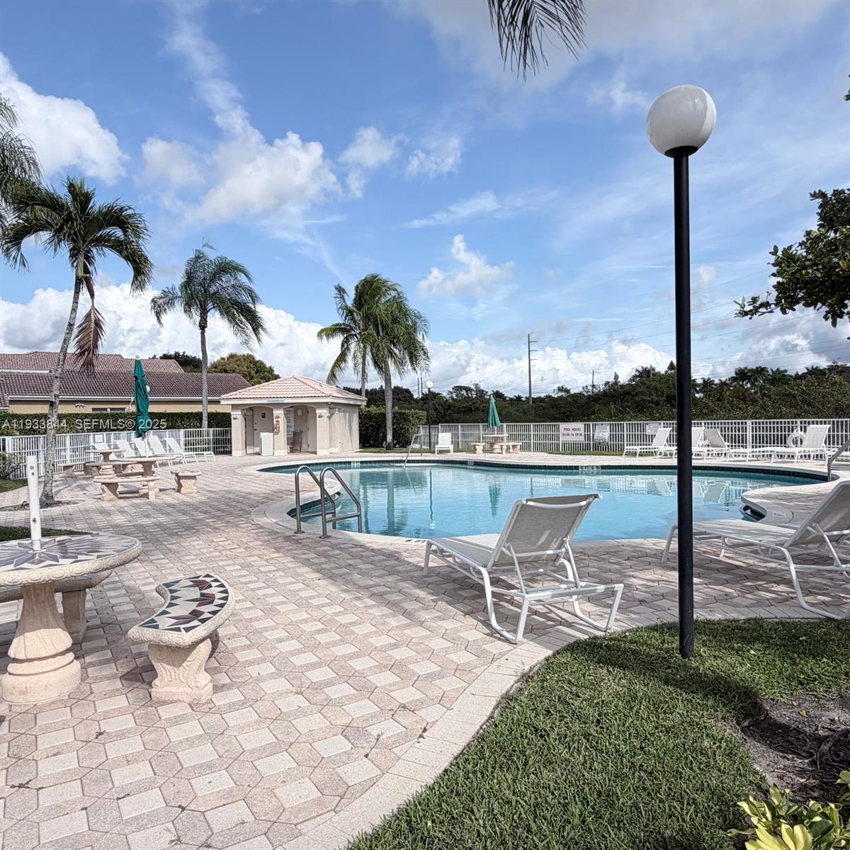 SILVER LAKES PHASE III RE - Residential