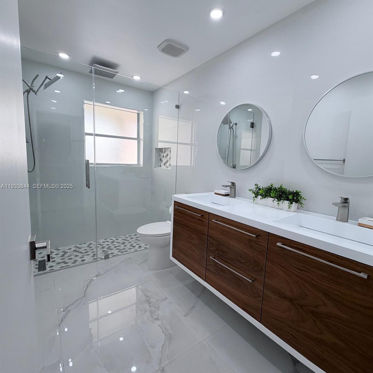 SILVER LAKES PHASE III RE - Residential