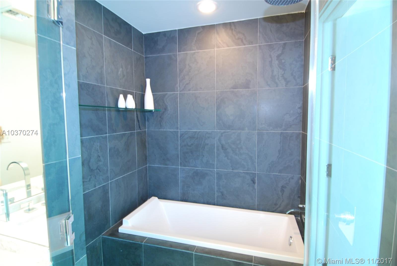 900 BISCAYNE BAY CONDO - Residential