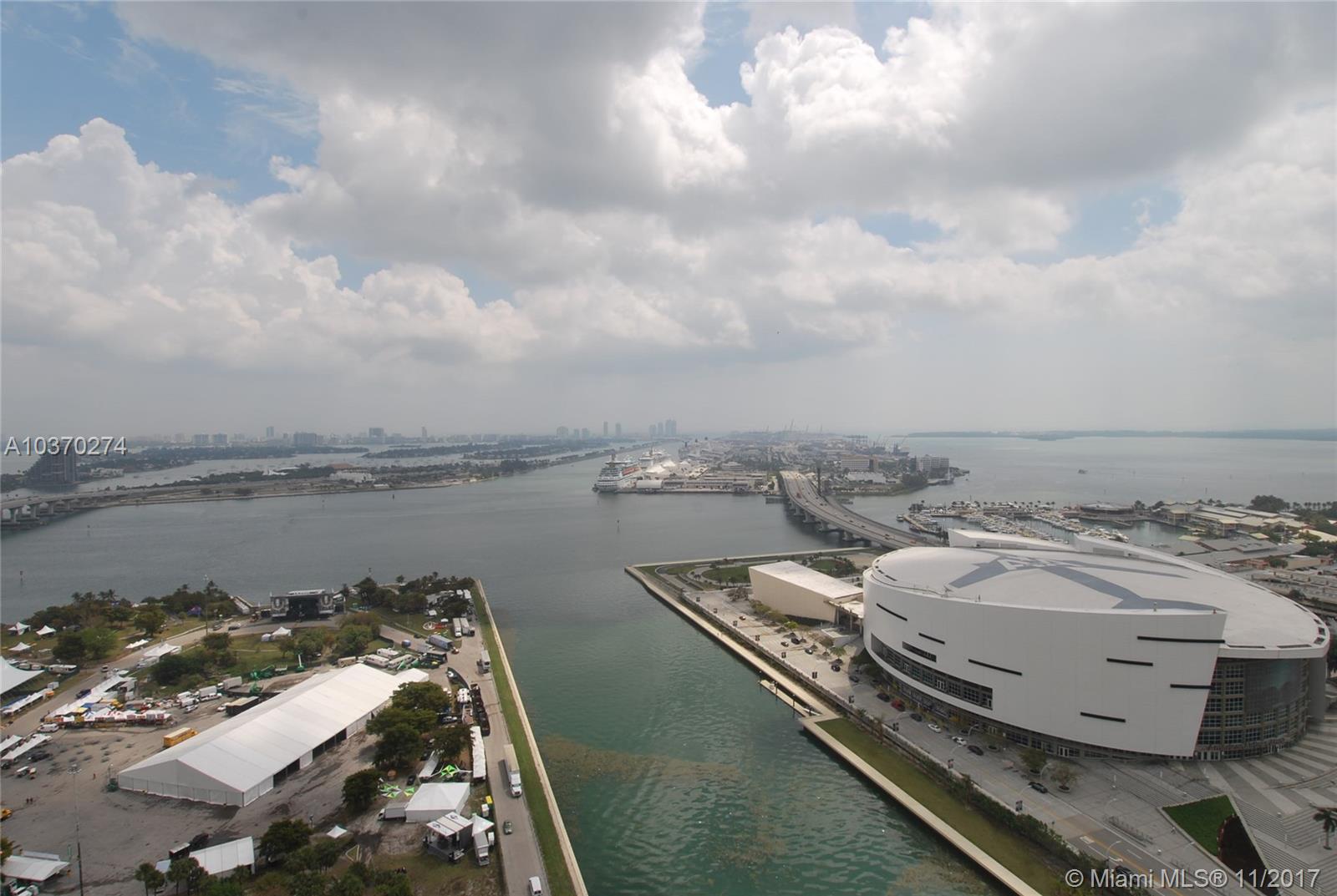 900 BISCAYNE BAY CONDO - Residential