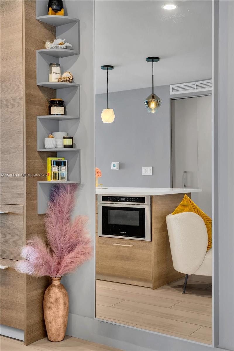 PARAISO BAY CONDO - Residential