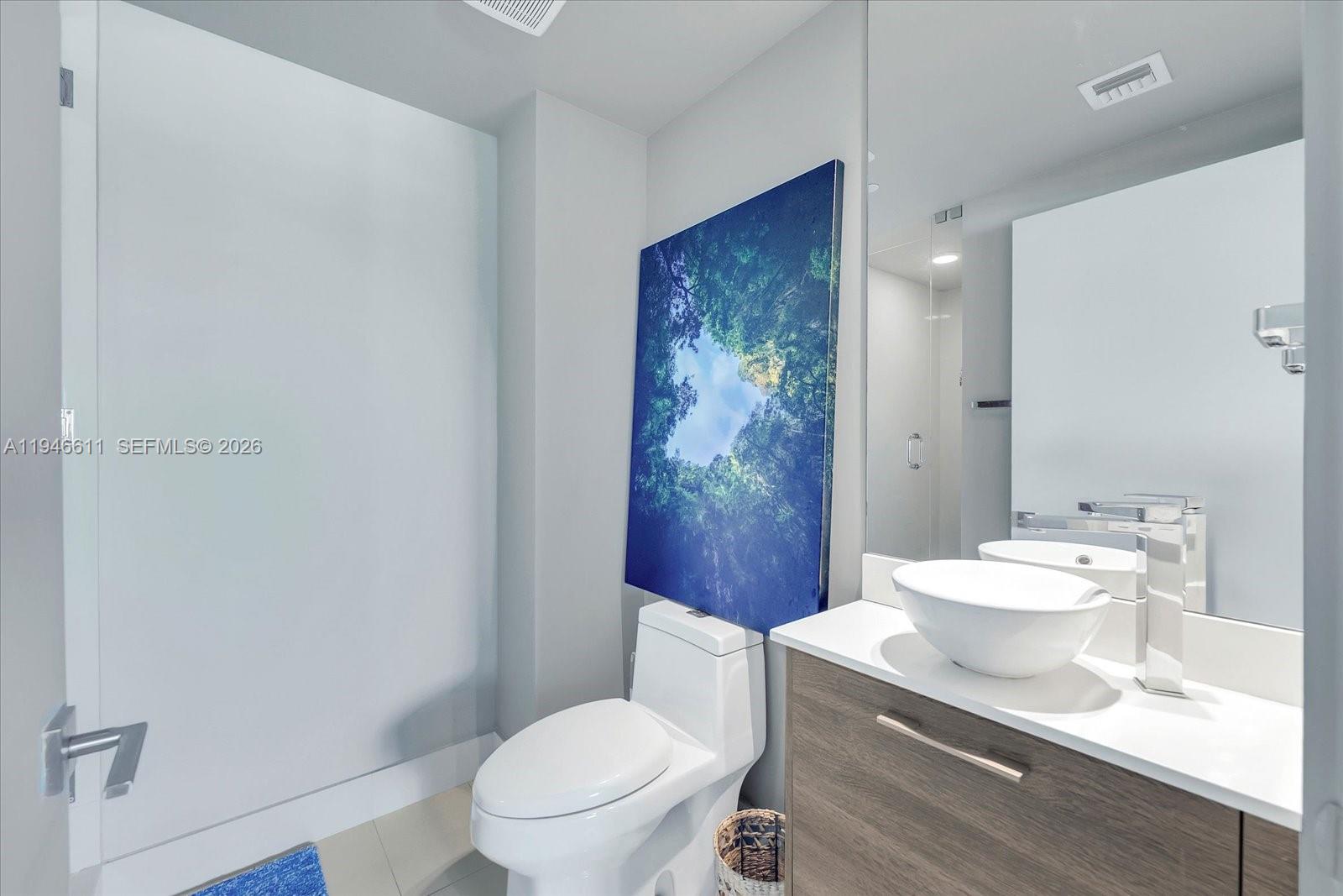 PARAISO BAY CONDO - Residential