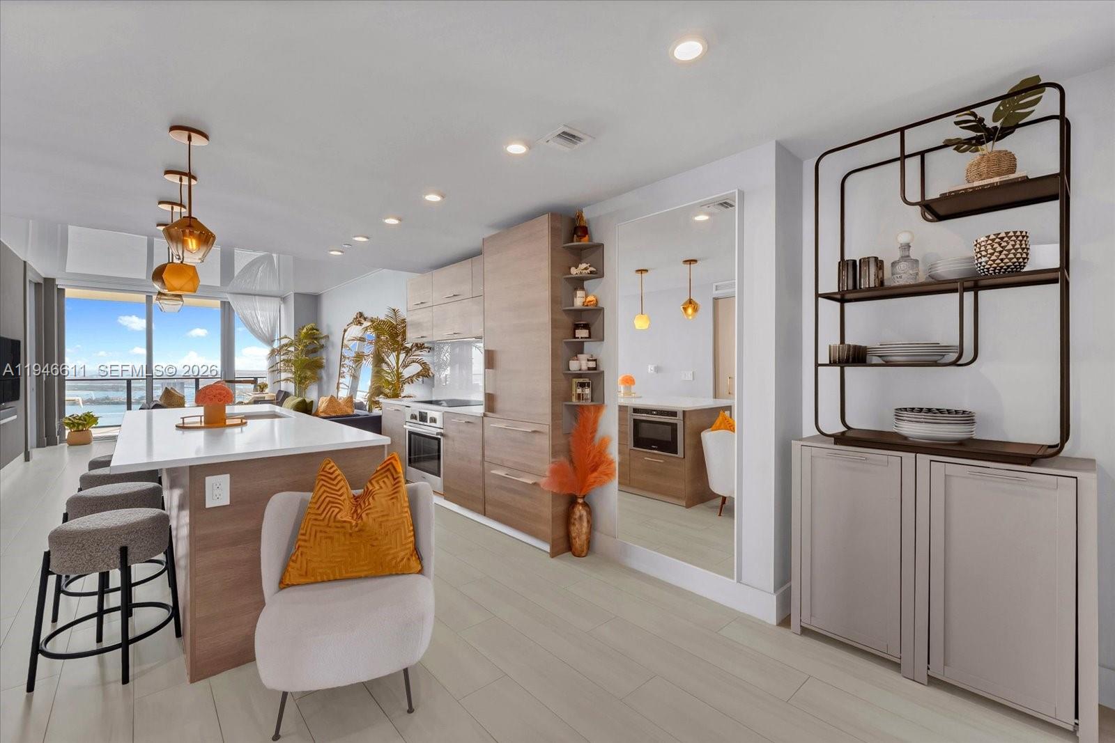 PARAISO BAY CONDO - Residential