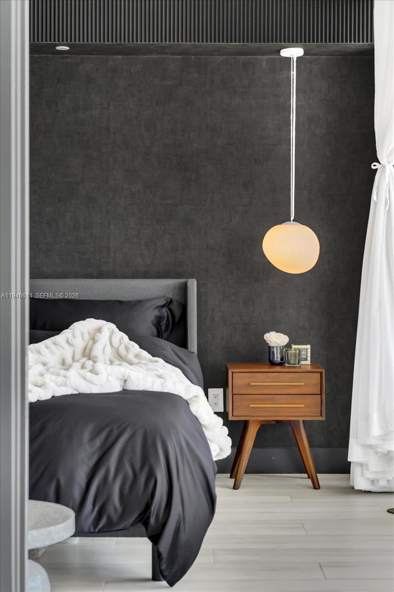 PARAISO BAY CONDO - Residential