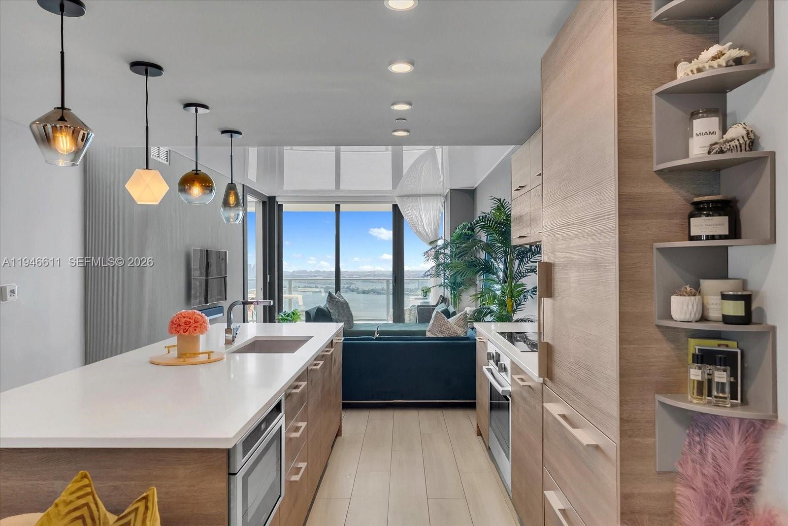 PARAISO BAY CONDO - Residential