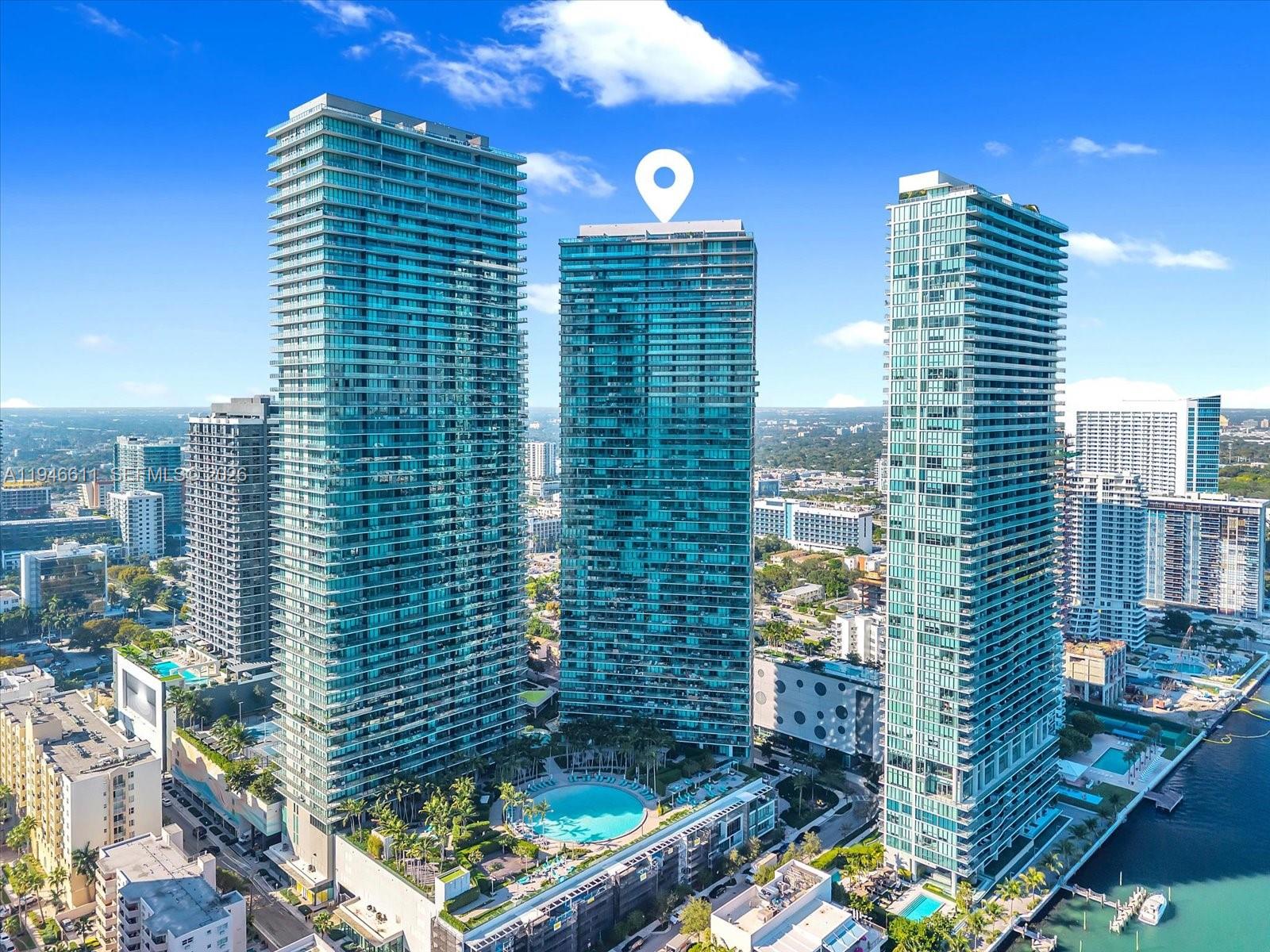 PARAISO BAY CONDO - Residential