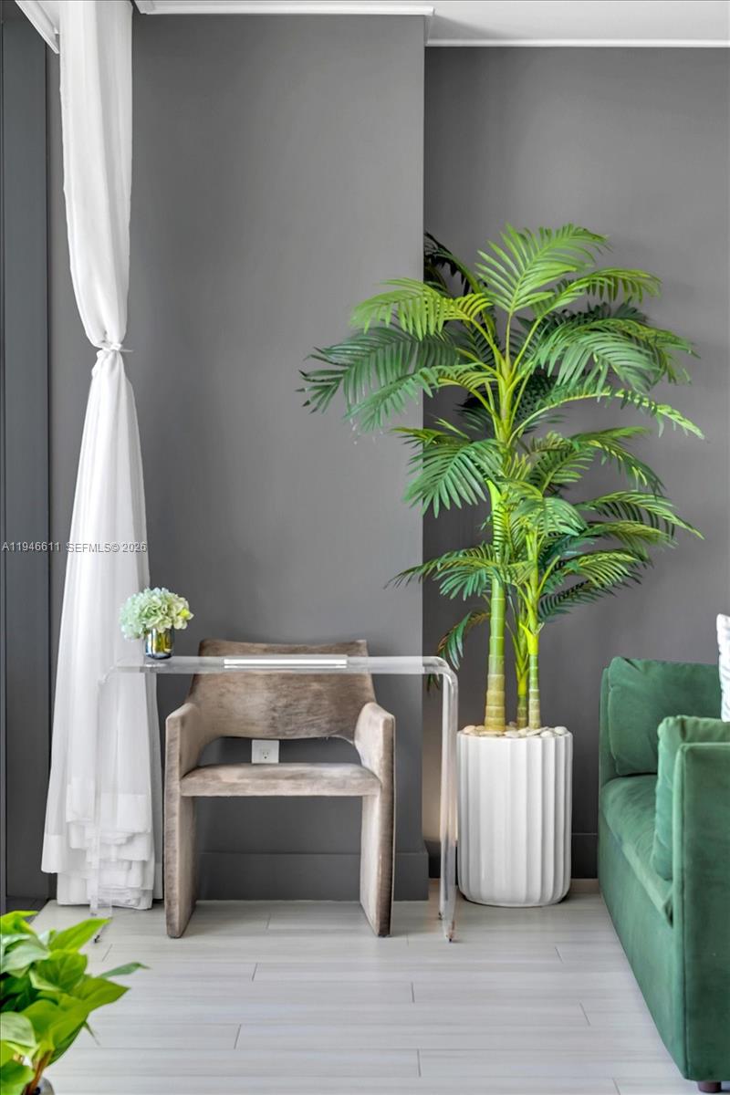 PARAISO BAY CONDO - Residential