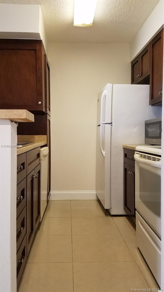 SUNDANCE AT DAVIE CONDO - Residential Lease