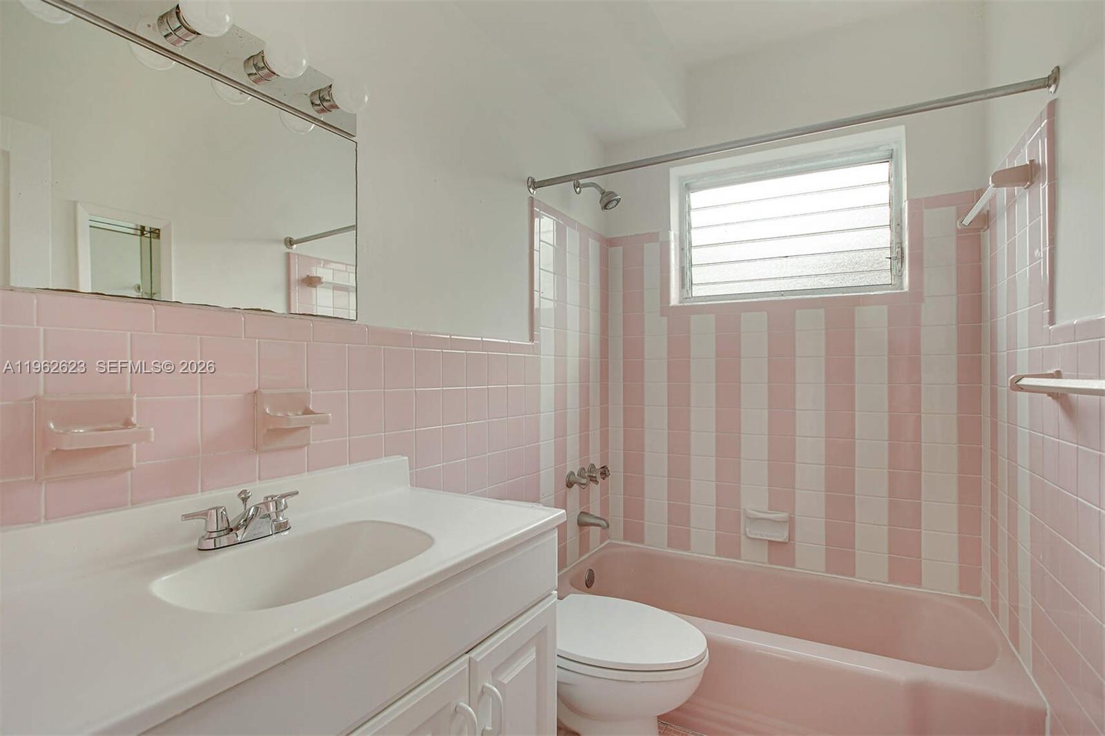 835 MERIDIAN CONDO - Residential Lease