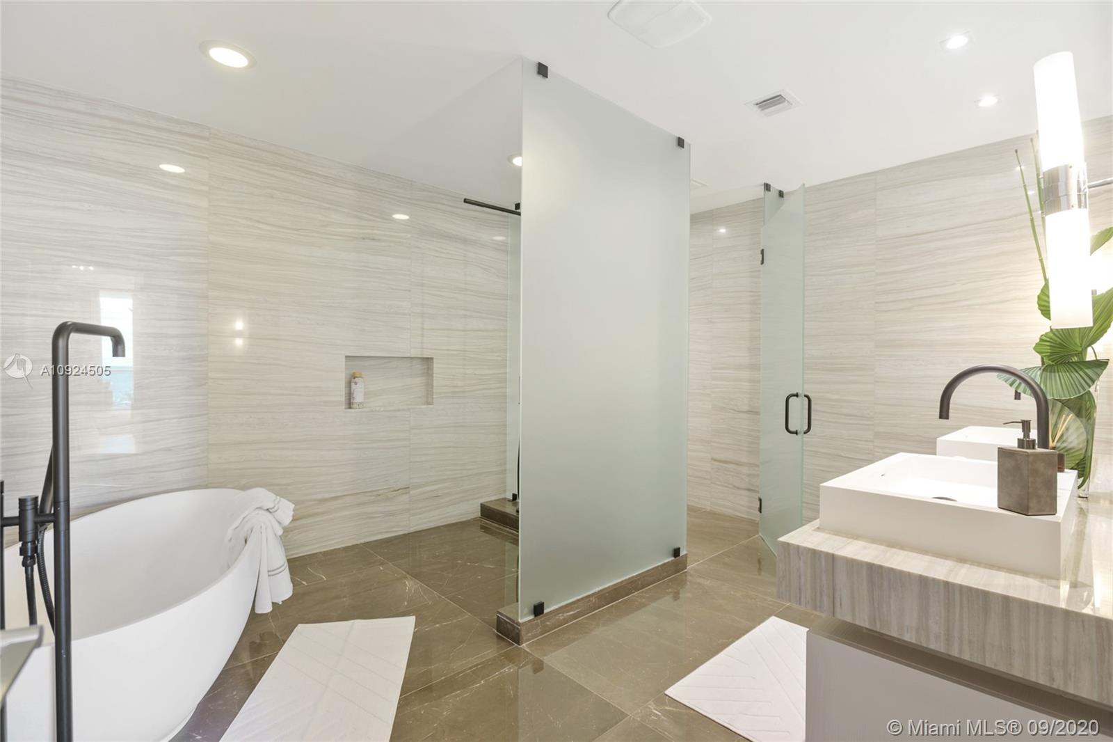 Auberge Beach Residences - Residential