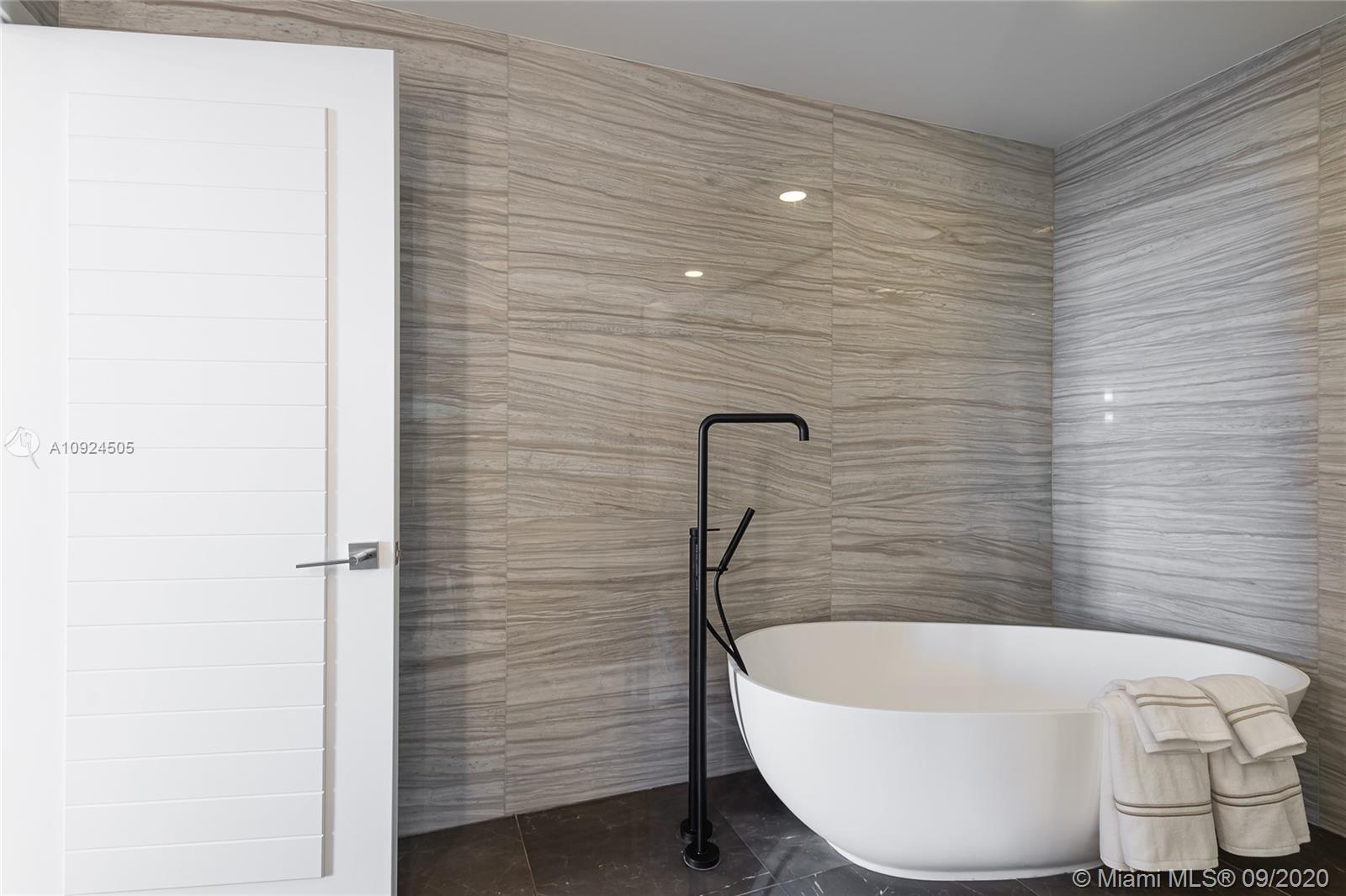 Auberge Beach Residences - Residential