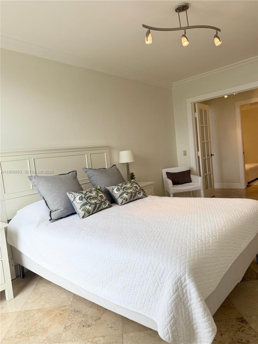 AVENTURA ELDORADO CONDO - Residential Lease