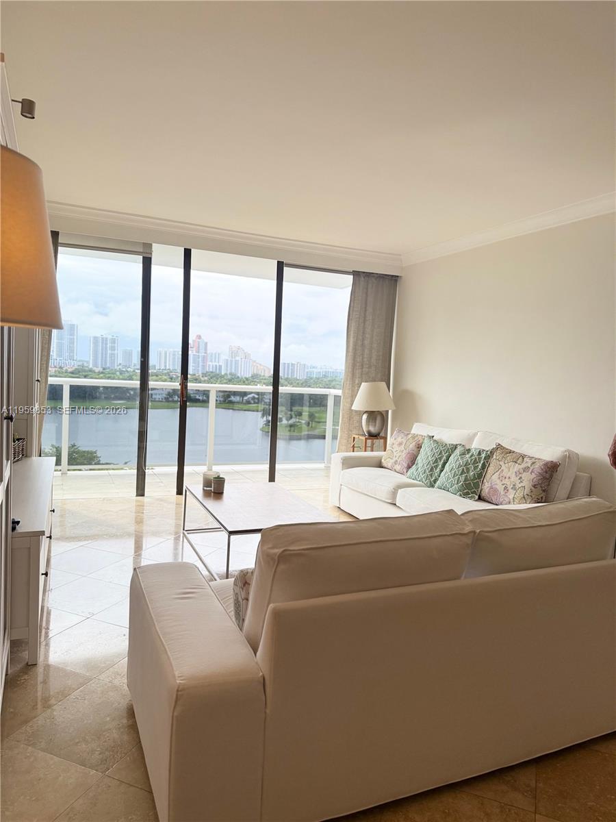 AVENTURA ELDORADO CONDO - Residential Lease