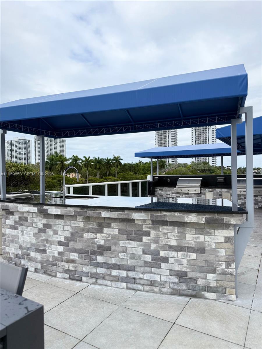 AVENTURA ELDORADO CONDO - Residential Lease
