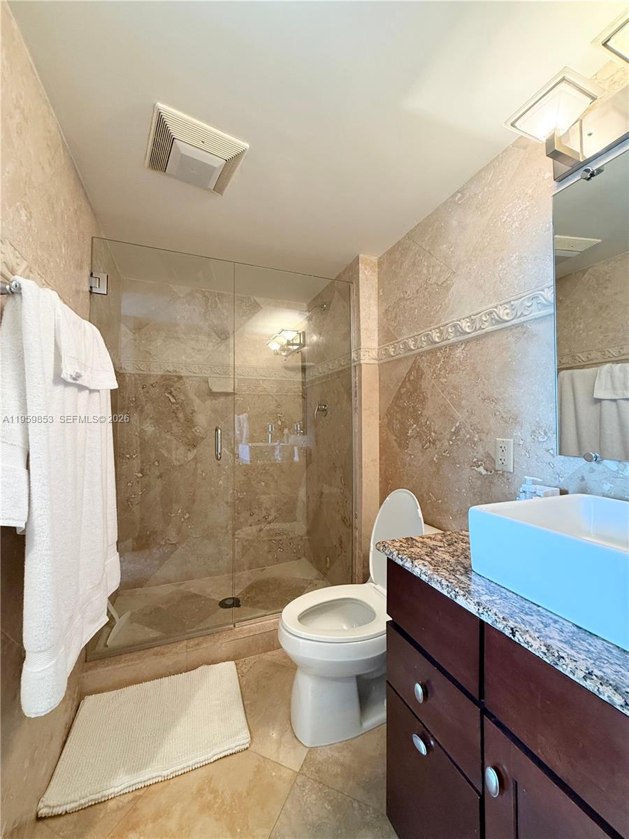 AVENTURA ELDORADO CONDO - Residential Lease