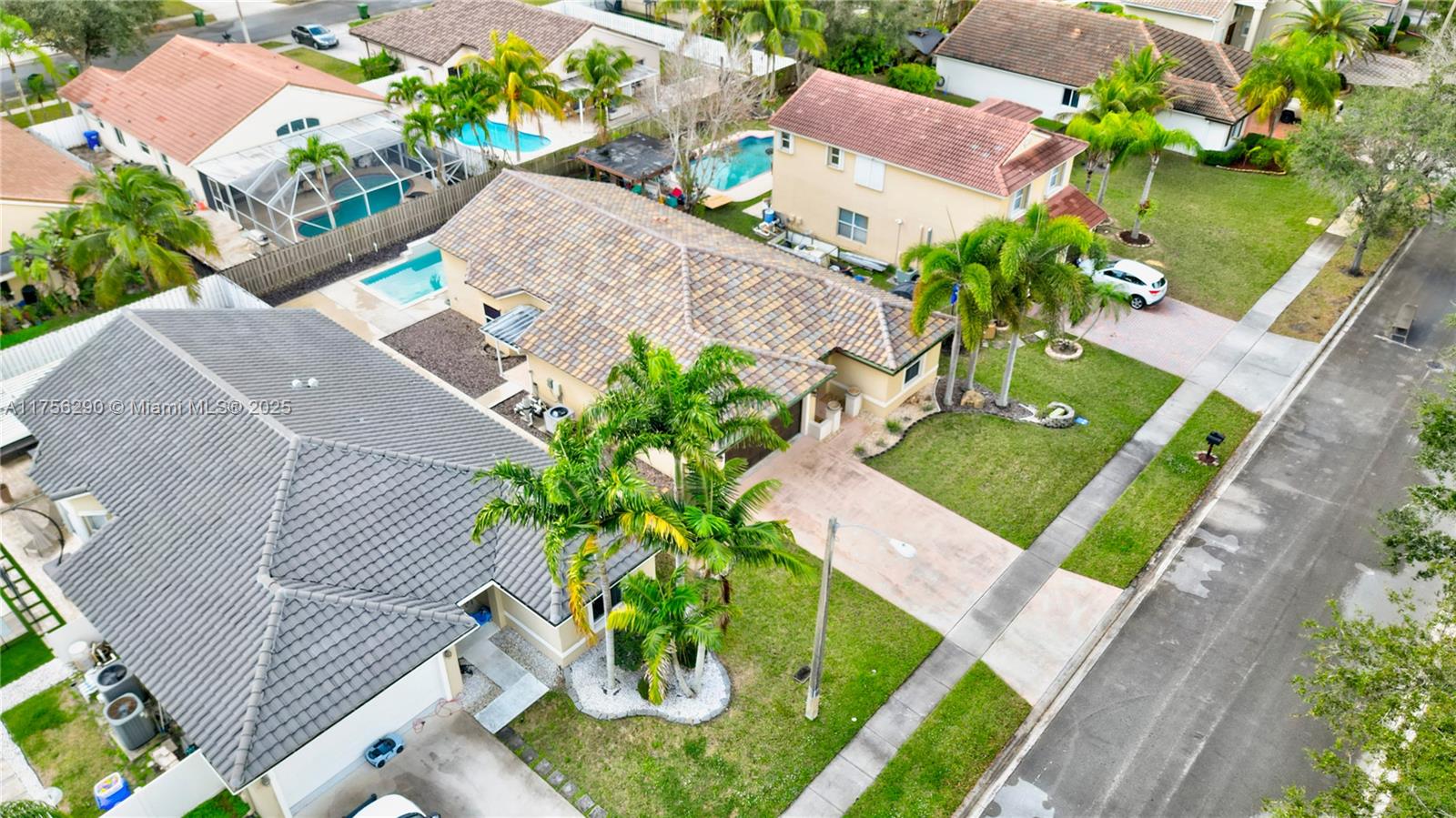 Property for Sale at 18774 Nw 24th Pl, Pembroke Pines, Miami-Dade County, Florida - Bedrooms: 3 
Bathrooms: 2  - $710,000