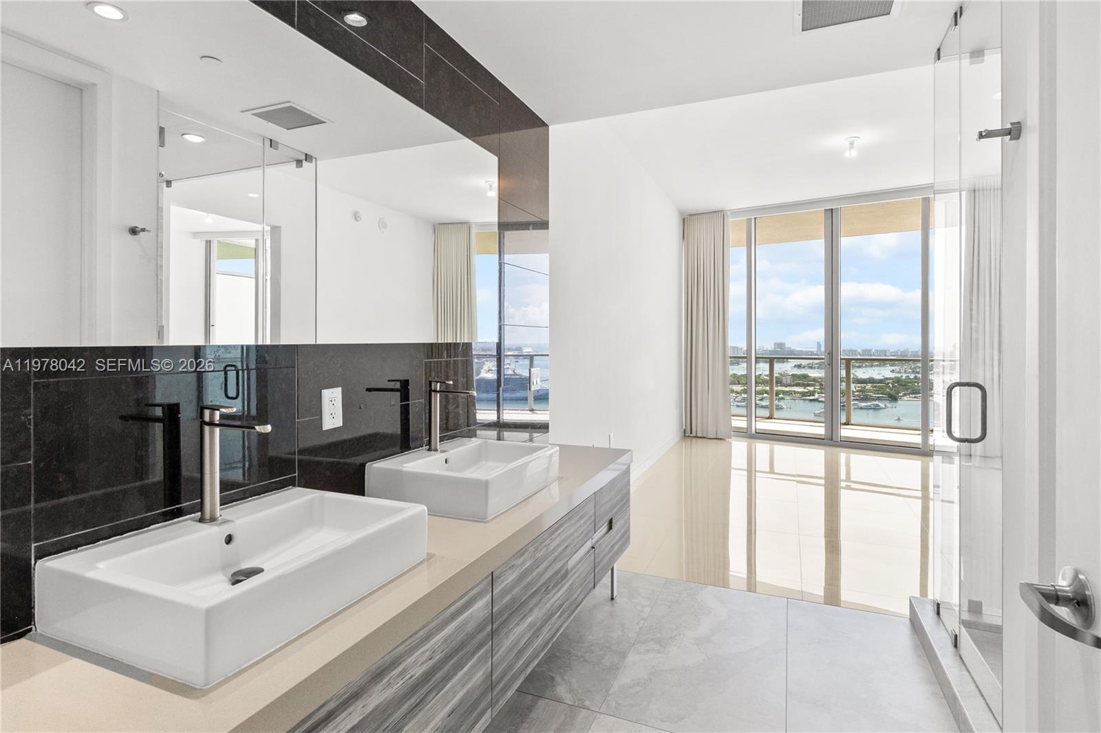 MARQUIS CONDO - Residential Lease