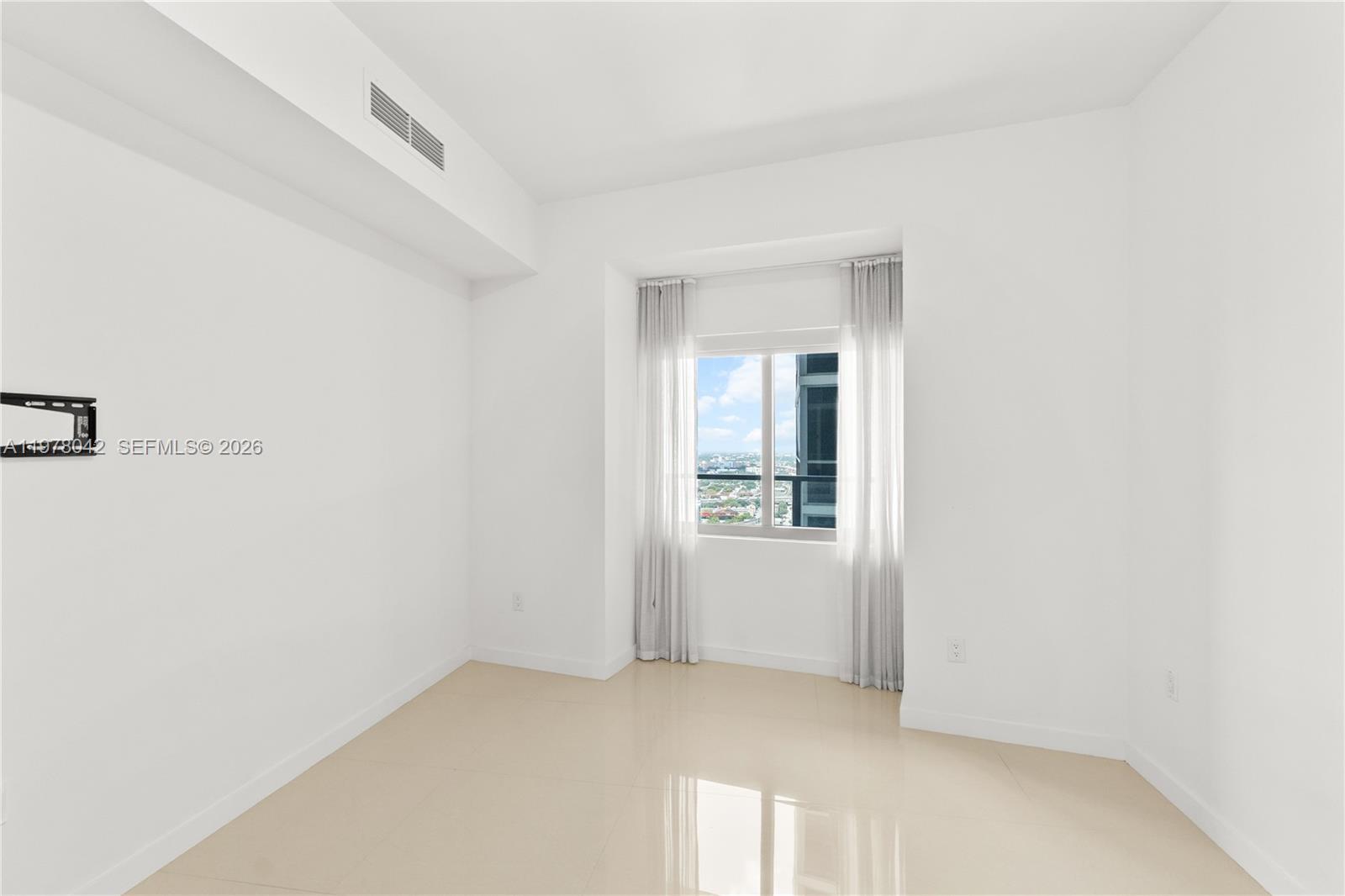 MARQUIS CONDO - Residential Lease
