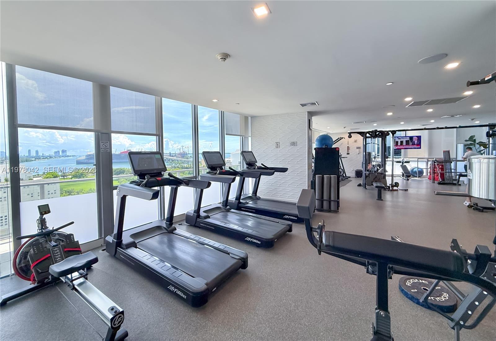 MARQUIS CONDO - Residential Lease