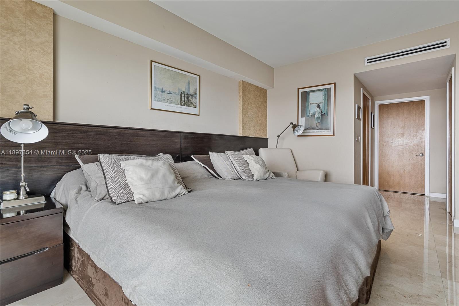 THE EMERALD AT BRICKELL C - Residential