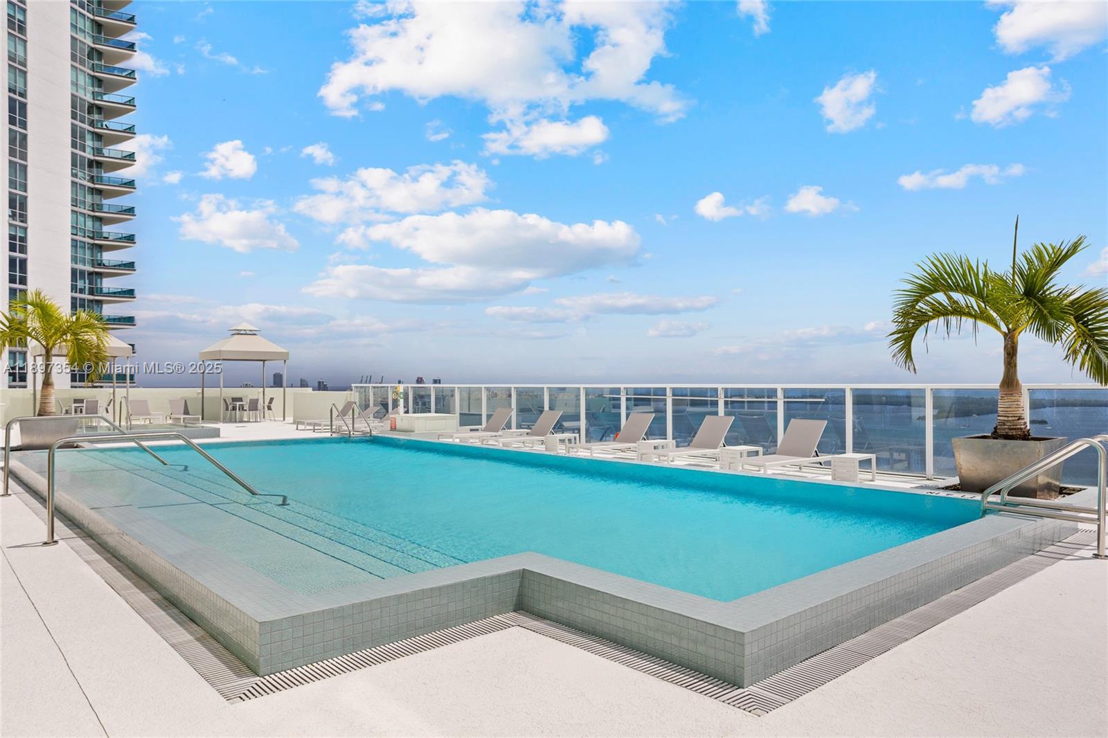 THE EMERALD AT BRICKELL C - Residential