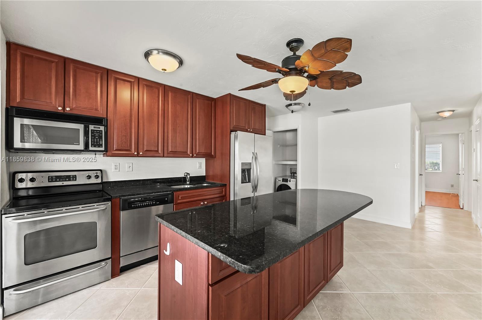 2895 NE 32nd St 110