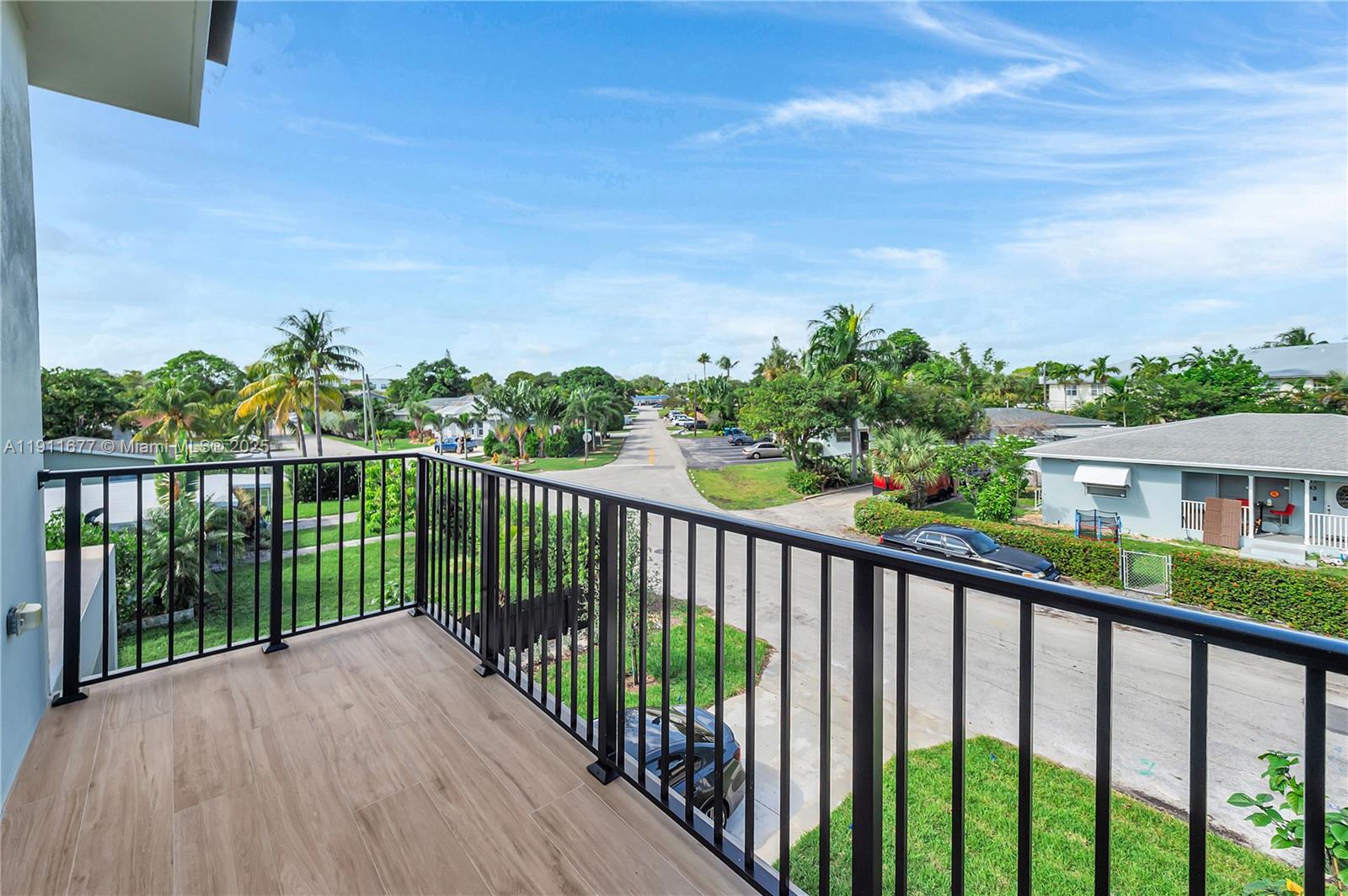 DIXIE PARK - Residential Income