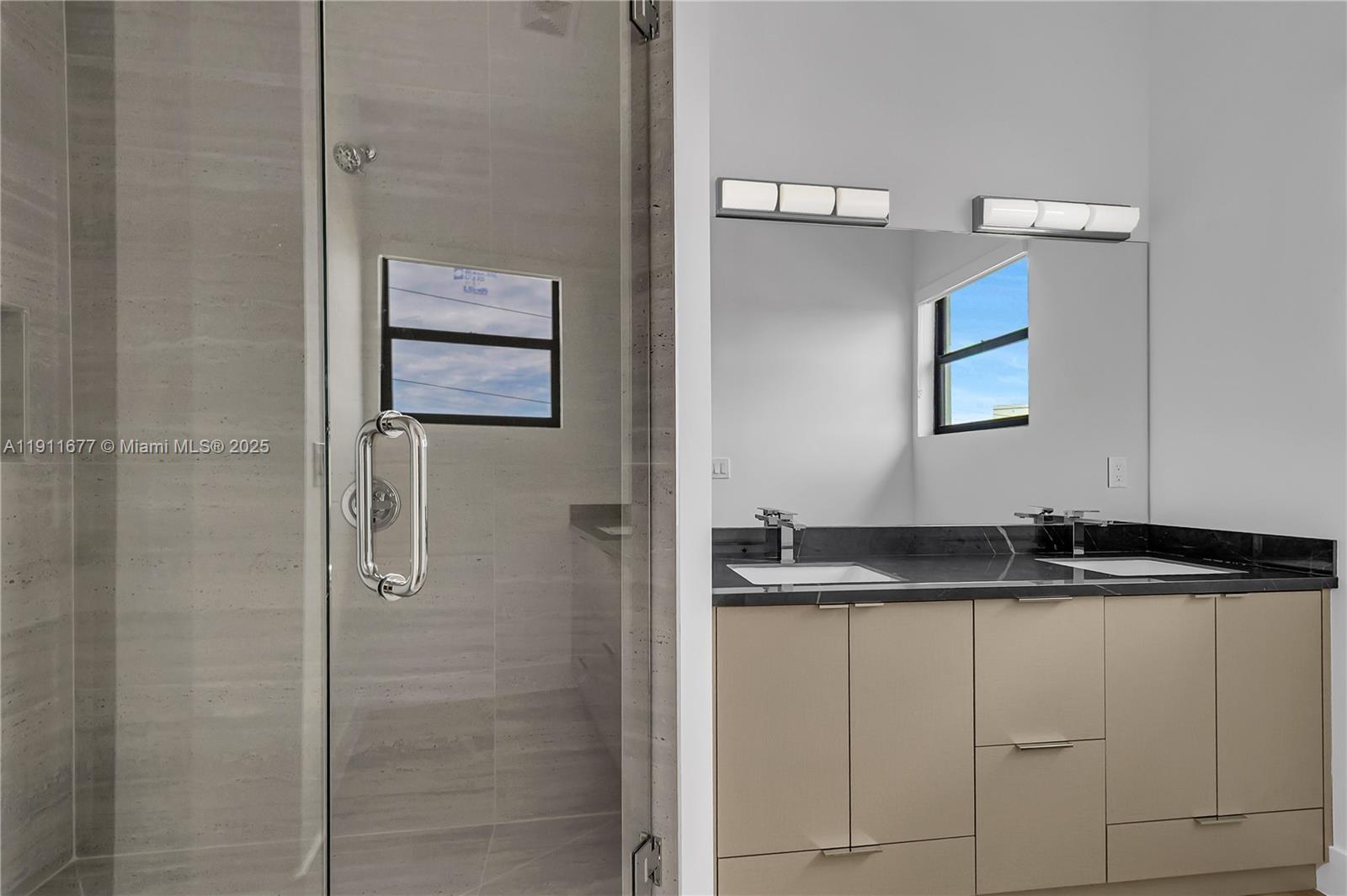 DIXIE PARK - Residential Income